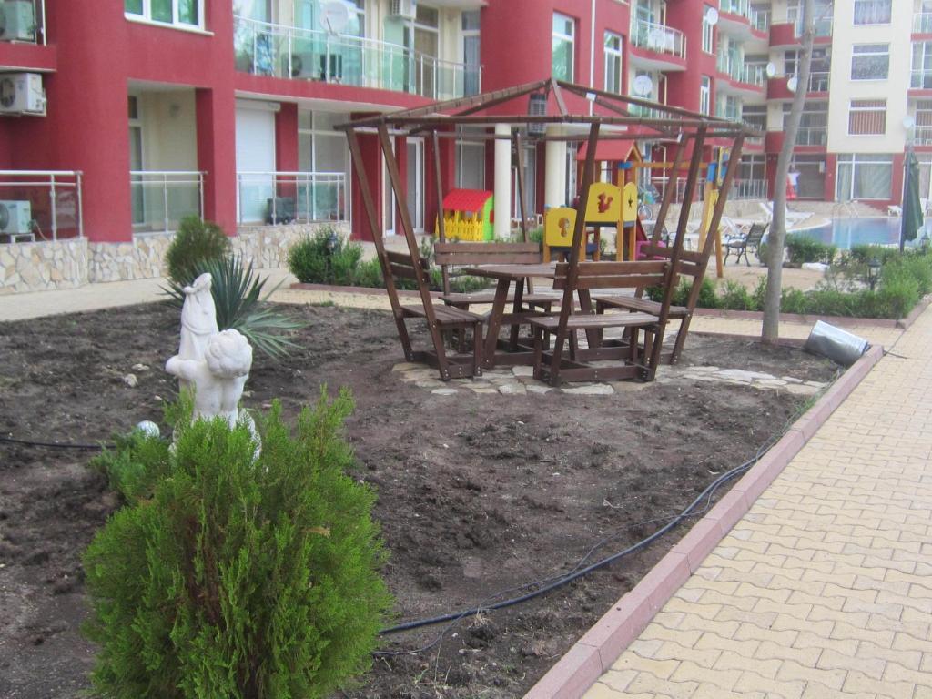 Global Ville Apartcomplex Sunny Beach Buitenkant foto
